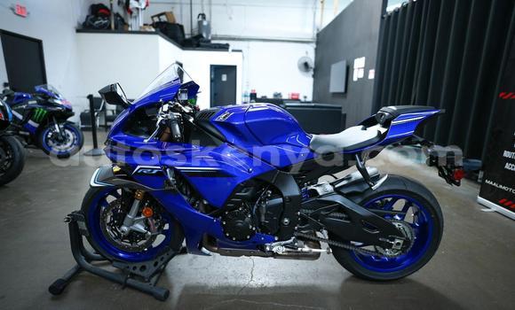 Buy Used Yamaha R1 Blue Bike in Nairobi in Nairobi Buy Used Yamaha R1 Blue Bike in Nairobi in Nairobi