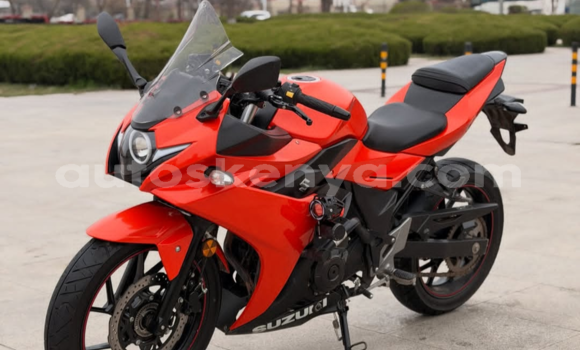 Oofamaa Suzuki GF 250 Red Doqdoqqee iti Bungoma keessatti West Kenya keessatti Oofamaa Suzuki GF 250 Red Doqdoqqee iti Bungoma keessatti West Kenya keessatti