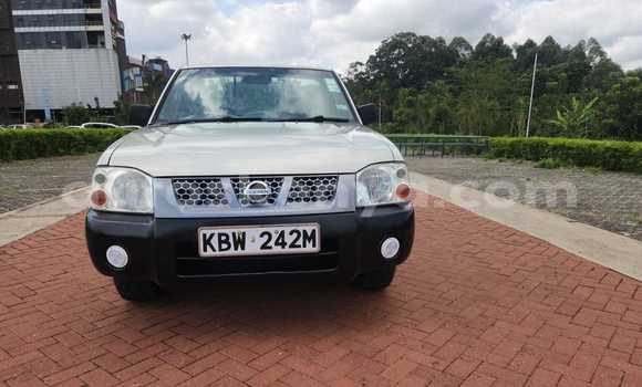 Buy Used Nissan Hardbody Green Car in Nairobi in Nairobi