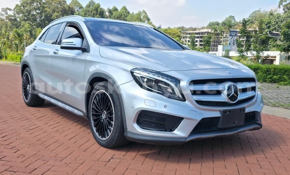 Nunua Ilio tumika Mercedes‒Benz GLA-klasse Fedha Gari ndani ya Nairobi nchini Nairobi Nunua Ilio tumika Mercedes‒Benz GLA-klasse Fedha Gari ndani ya Nairobi nchini Nairobi