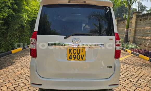 Buy Used Toyota Noah White Car in Nairobi in Nairobi Buy Used Toyota Noah White Car in Nairobi in Nairobi