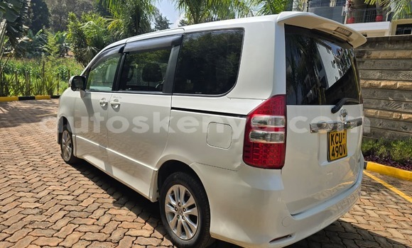 Buy Used Toyota Noah White Car in Nairobi in Nairobi Buy Used Toyota Noah White Car in Nairobi in Nairobi