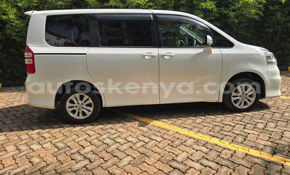 Buy Used Toyota Noah White Car in Nairobi in Nairobi Buy Used Toyota Noah White Car in Nairobi in Nairobi