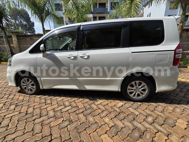 Big with watermark toyota noah nairobi nairobi 29883