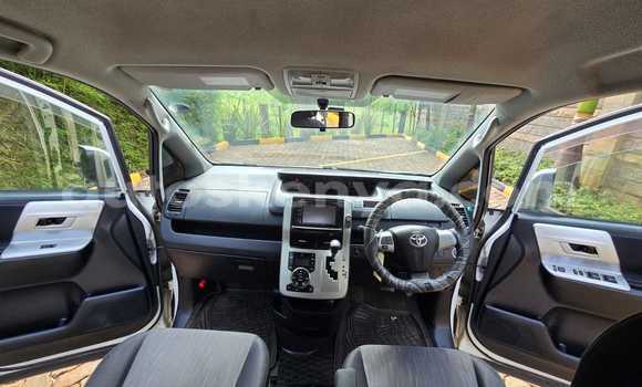 Buy Used Toyota Noah White Car in Nairobi in Nairobi Buy Used Toyota Noah White Car in Nairobi in Nairobi
