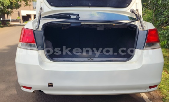 Buy Used Subaru Legacy White Car in Nairobi in Nairobi Buy Used Subaru Legacy White Car in Nairobi in Nairobi