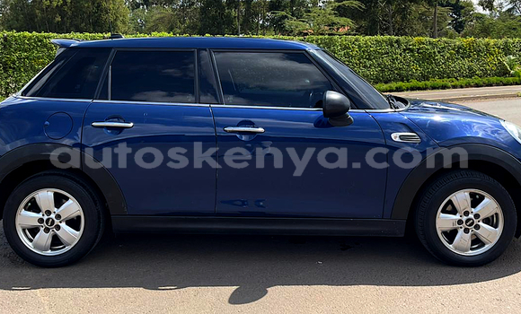 Oofamaa Mini Cooper Blue Makiinaa iti Nairobi keessatti Nairobi keessatti Oofamaa Mini Cooper Blue Makiinaa iti Nairobi keessatti Nairobi keessatti