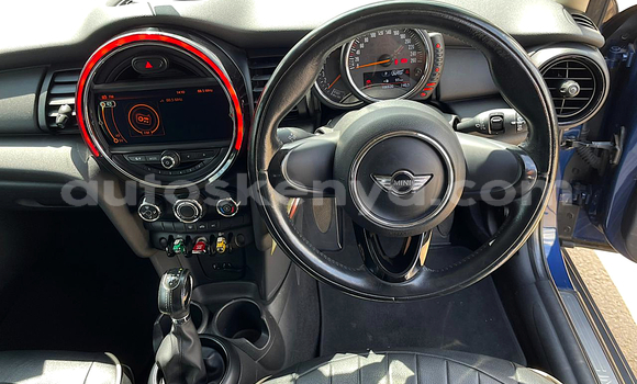 Oofamaa Mini Cooper Blue Makiinaa iti Nairobi keessatti Nairobi keessatti Oofamaa Mini Cooper Blue Makiinaa iti Nairobi keessatti Nairobi keessatti