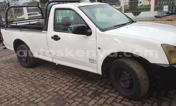 Buy Used Isuzu D–MAX White Car in Kajiado in Rift Valley