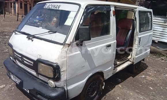 Buy Used Suzuki Equator White Car in Nairobi in Nairobi Buy Used Suzuki Equator White Car in Nairobi in Nairobi