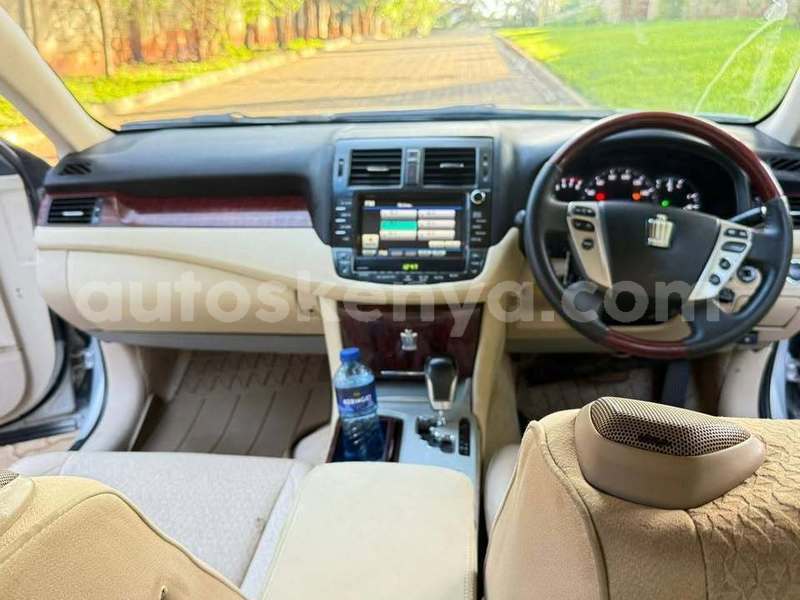 Big with watermark toyota crown nairobi nairobi 29951