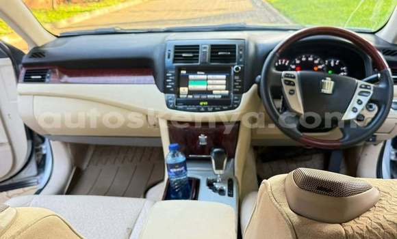 Buy Used Hyundai Santa Fe White Car in Nairobi in Nairobi Buy Used Hyundai Santa Fe White Car in Nairobi in Nairobi