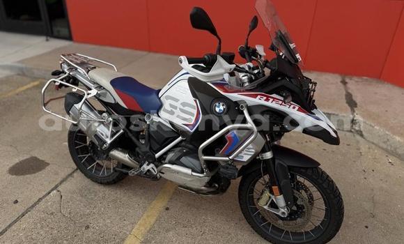 Buy Used BMW R1200GS Adventure Beige Bike in Machakos in Nairobi Buy Used BMW R1200GS Adventure Beige Bike in Machakos in Nairobi