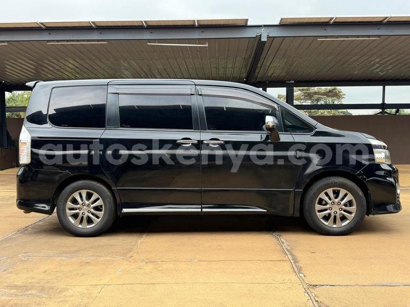 Big with watermark toyota voxy nairobi nairobi 29969