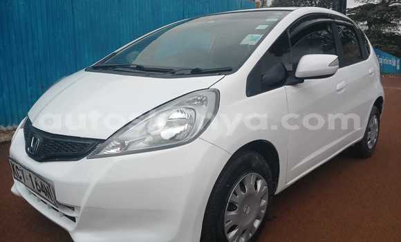 Buy Used Honda Fit White Car in Nairobi in Nairobi Buy Used Honda Fit White Car in Nairobi in Nairobi
