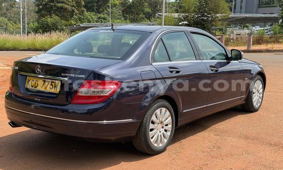 Nunua Ilio tumika Mercedes‒Benz C–Class Nyeusi Gari ndani ya Nairobi nchini Nairobi Nunua Ilio tumika Mercedes‒Benz C–Class Nyeusi Gari ndani ya Nairobi nchini Nairobi