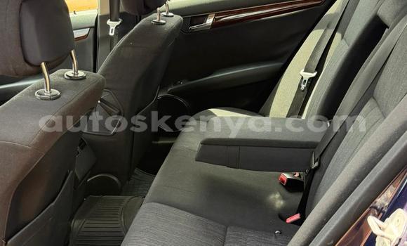 Nunua Ilio tumika Mercedes‒Benz C–Class Nyeusi Gari ndani ya Nairobi nchini Nairobi Nunua Ilio tumika Mercedes‒Benz C–Class Nyeusi Gari ndani ya Nairobi nchini Nairobi