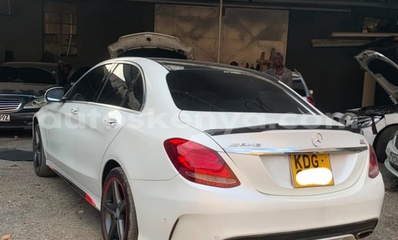 Buy Used Mercedes‒Benz C–Class White Car in Nairobi in Nairobi Buy Used Mercedes‒Benz C–Class White Car in Nairobi in Nairobi
