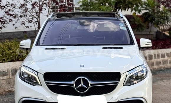 Buy Used Mercedes‒Benz GLE White Car in Nairobi in Nairobi Buy Used Mercedes‒Benz GLE White Car in Nairobi in Nairobi