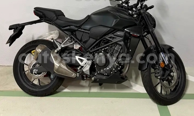 Big with watermark honda cb nairobi nairobi 29979