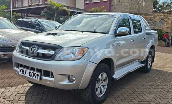 Buy Used Toyota Hilux Silver Car in Nairobi in Nairobi
