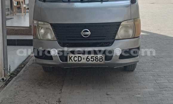 Oofamaa Nissan Caravan Silver Makiinaa iti Kitengela keessatti Nairobi keessatti Oofamaa Nissan Caravan Silver Makiinaa iti Kitengela keessatti Nairobi keessatti