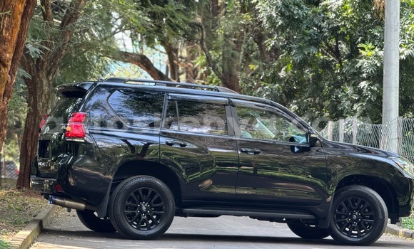 Buy Used Toyota Land Cruiser Black Car in Nairobi in Nairobi Buy Used Toyota Land Cruiser Black Car in Nairobi in Nairobi