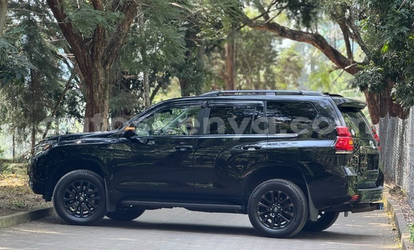 Buy Used Toyota Land Cruiser Black Car in Nairobi in Nairobi Buy Used Toyota Land Cruiser Black Car in Nairobi in Nairobi