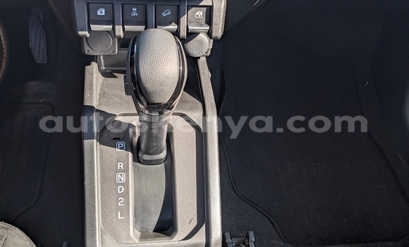 Oofamaa Suzuki Jimny Silver Makiinaa iti Machakos keessatti Nairobi keessatti Oofamaa Suzuki Jimny Silver Makiinaa iti Machakos keessatti Nairobi keessatti
