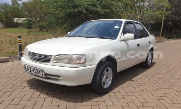 Oofamaa Toyota Corolla White Makiinaa iti Machakos keessatti Nairobi keessatti Oofamaa Toyota Corolla White Makiinaa iti Machakos keessatti Nairobi keessatti