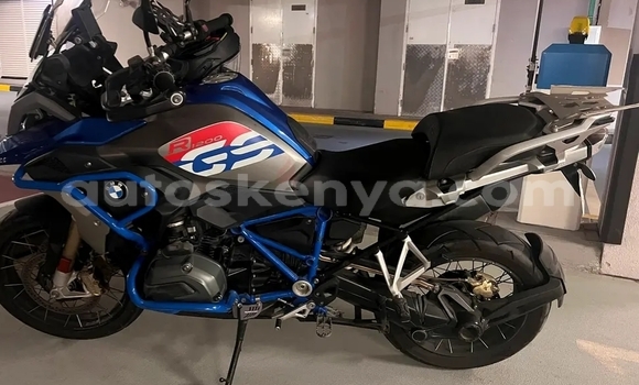 Nunua Ilio tumika BMW R1200GS Adventure Bluu Bike ndani ya Nairobi nchini Nairobi Nunua Ilio tumika BMW R1200GS Adventure Bluu Bike ndani ya Nairobi nchini Nairobi
