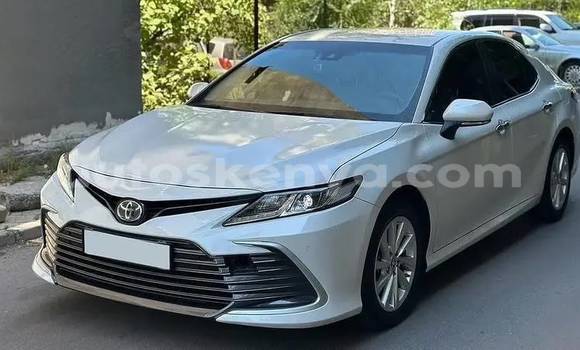 Buy Used Toyota Camry White Car in Nairobi in Nairobi Buy Used Toyota Camry White Car in Nairobi in Nairobi