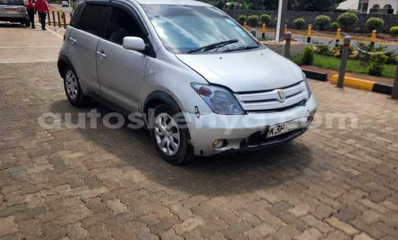 Nunua Ilio tumika Toyota IST Fedha Gari ndani ya Nairobi nchini Nairobi Nunua Ilio tumika Toyota IST Fedha Gari ndani ya Nairobi nchini Nairobi