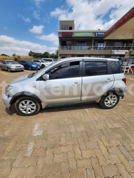 Big with watermark toyota ist nairobi nairobi 30093