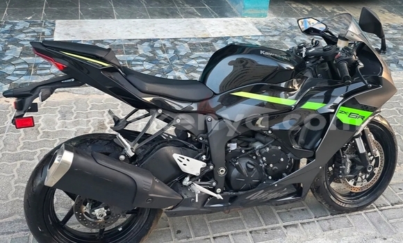 Buy Used Kawasaki ZX-R Beige Bike in Nairobi in Nairobi