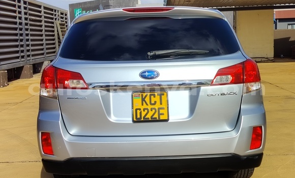 Nunua Ilio tumika Subaru Outback Fedha Gari ndani ya Nairobi nchini Nairobi Nunua Ilio tumika Subaru Outback Fedha Gari ndani ya Nairobi nchini Nairobi