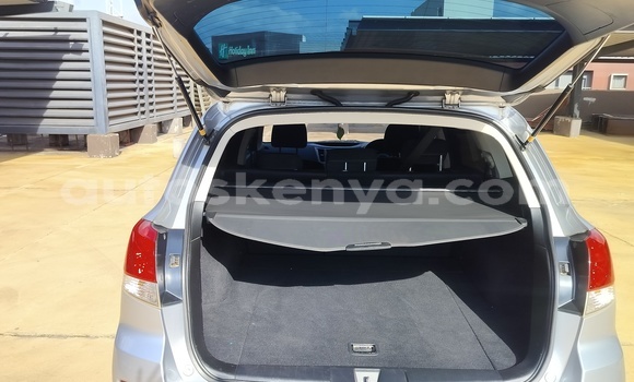 Nunua Ilio tumika Subaru Outback Fedha Gari ndani ya Nairobi nchini Nairobi Nunua Ilio tumika Subaru Outback Fedha Gari ndani ya Nairobi nchini Nairobi
