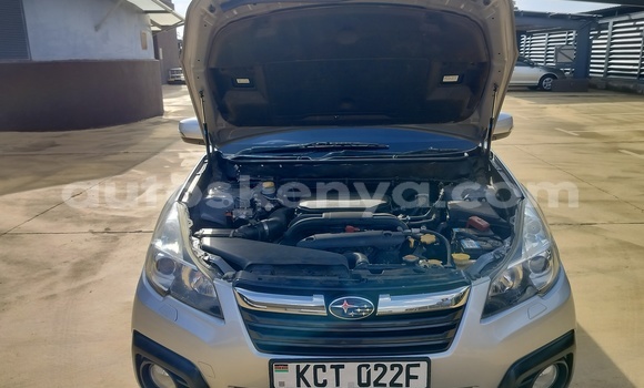 Nunua Ilio tumika Subaru Outback Fedha Gari ndani ya Nairobi nchini Nairobi Nunua Ilio tumika Subaru Outback Fedha Gari ndani ya Nairobi nchini Nairobi