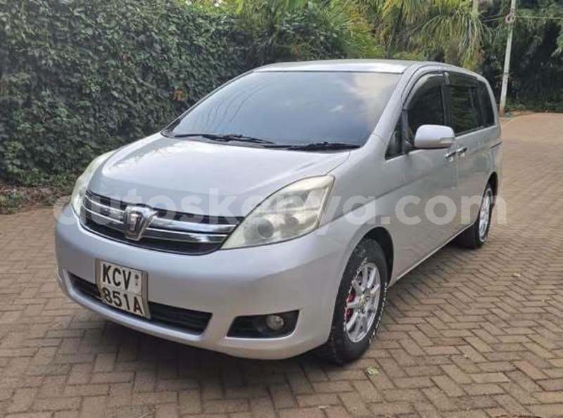 Big with watermark toyota isis west kenya busia 30114