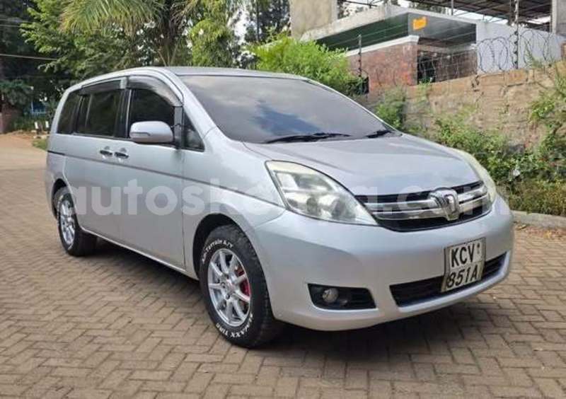 Big with watermark toyota isis west kenya busia 30114