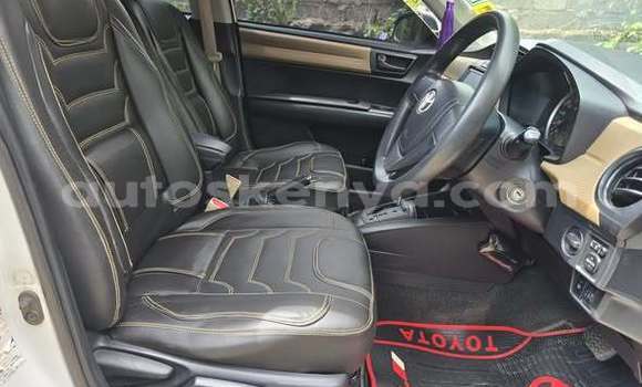 Buy Used Toyota Axio Other Car in Nairobi in Nairobi Buy Used Toyota Axio Other Car in Nairobi in Nairobi