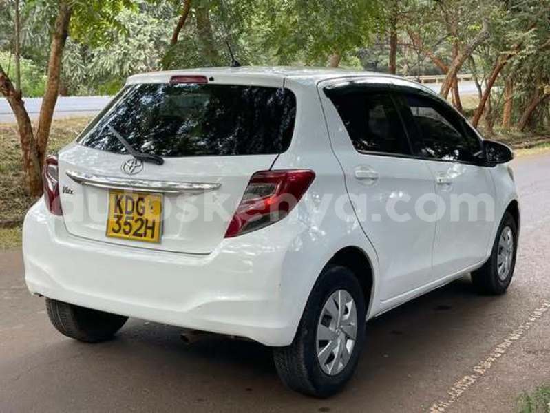 Big with watermark toyota vitz nairobi nairobi 30126