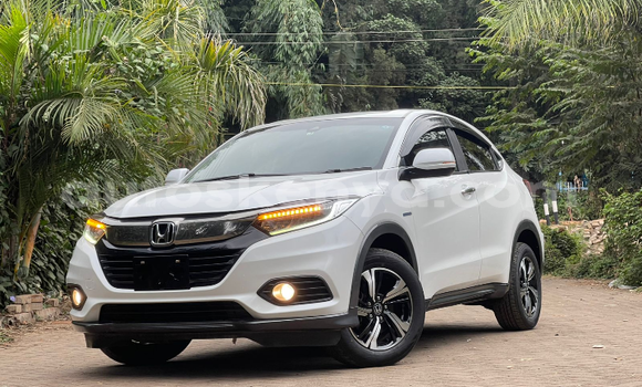 Oofamaa Honda Vezel White Makiinaa iti Kiambu keessatti Central Kenya keessatti Oofamaa Honda Vezel White Makiinaa iti Kiambu keessatti Central Kenya keessatti