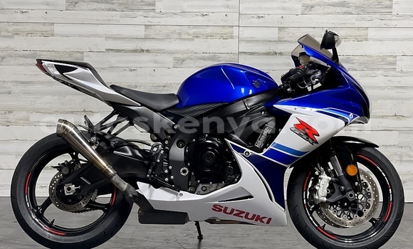 Buy Used Suzuki GSX–R Blue Bike in Bissil in Nairobi