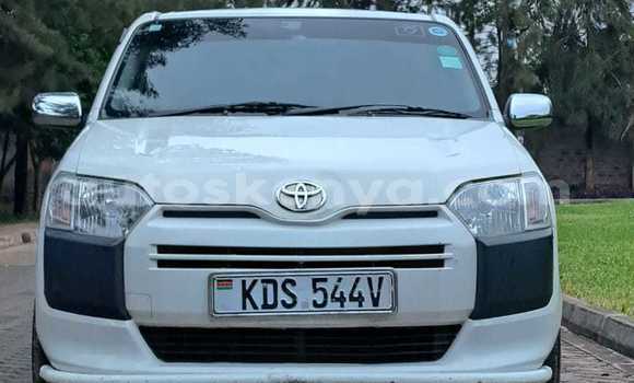 Buy Used Toyota Probox White Car in Nairobi in Nairobi
