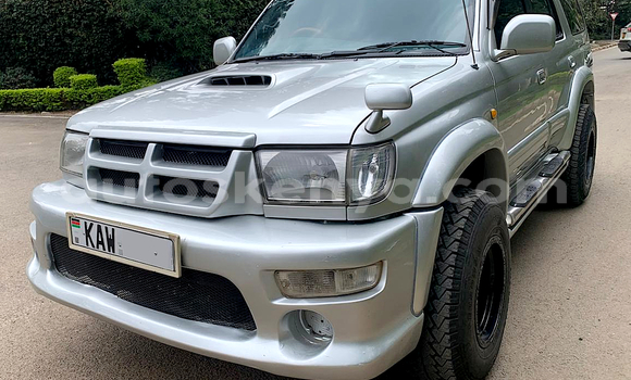 Oofamaa Toyota Hilux Surf Silver Makiinaa iti Nairobi keessatti Nairobi keessatti Oofamaa Toyota Hilux Surf Silver Makiinaa iti Nairobi keessatti Nairobi keessatti