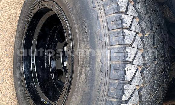 Oofamaa Toyota Hilux Surf Silver Makiinaa iti Nairobi keessatti Nairobi keessatti Oofamaa Toyota Hilux Surf Silver Makiinaa iti Nairobi keessatti Nairobi keessatti