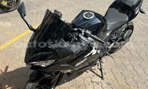 Imported Kawasaki Ninja Black Doqdoqqee iti Athi River keessatti Nairobi keessatti Imported Kawasaki Ninja Black Doqdoqqee iti Athi River keessatti Nairobi keessatti