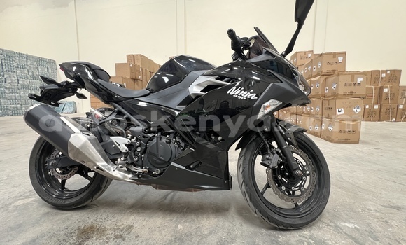 Nunua Imported Kawasaki Ninja Nyeusi Bike ndani ya Mto Athi nchini Nairobi Nunua Imported Kawasaki Ninja Nyeusi Bike ndani ya Mto Athi nchini Nairobi