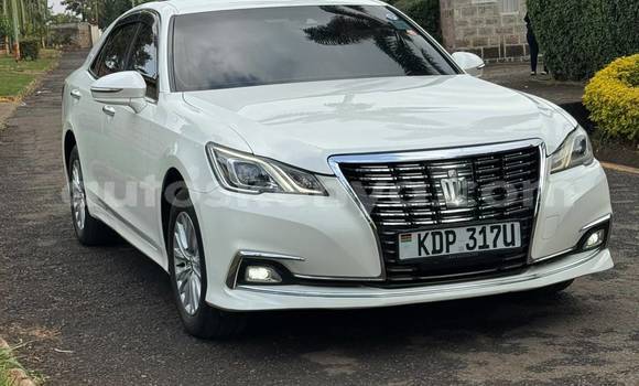 Buy Used Toyota Crown White Car in Nairobi in Nairobi Buy Used Toyota Crown White Car in Nairobi in Nairobi